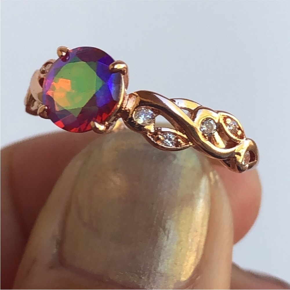 Fragrant Jewels Rose Gold Peppermint Twist Pink Swarovski Crystal Ring Size 8